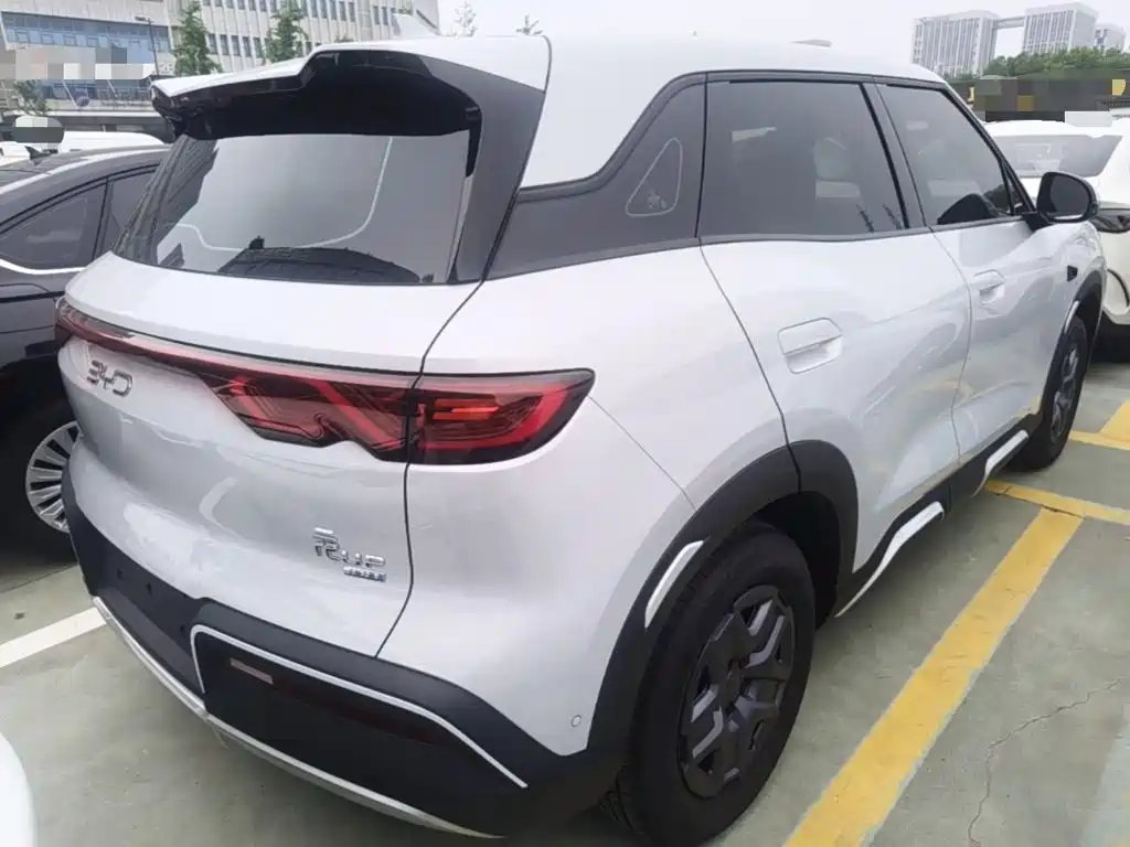 BYD Yuan Up UP 2025 Smart Drive 401KM