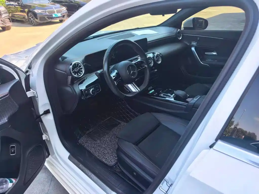 Mercedes-Benz A-Class — миниатюра 16