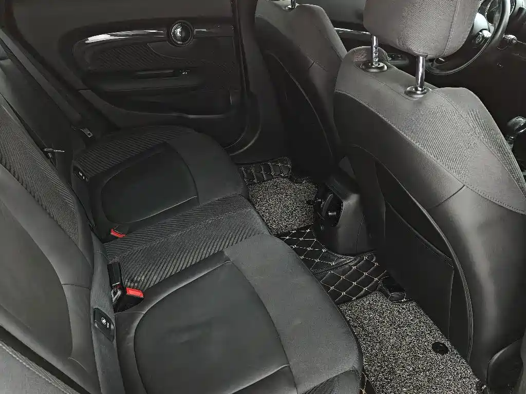 MINI Mini Clubman — миниатюра 8