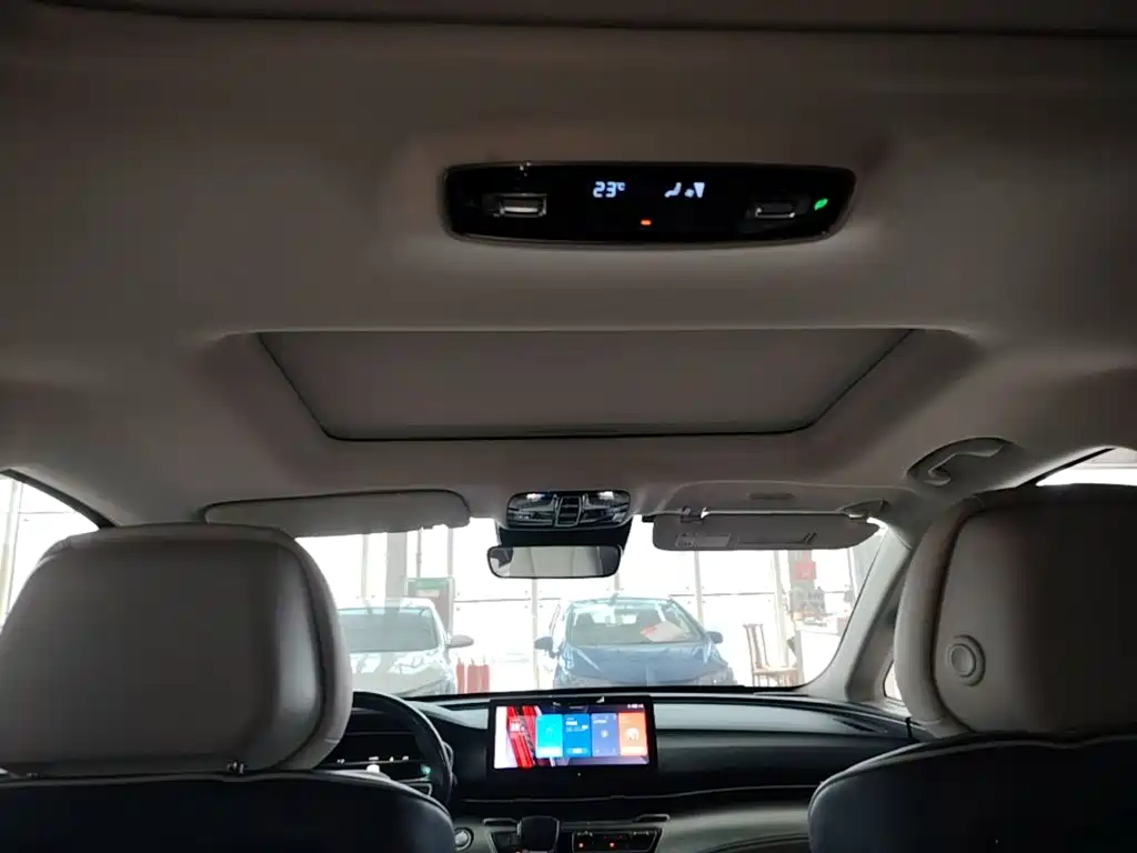 Roewe iMAX8 — миниатюра 18