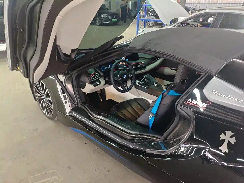 BMW i8 — миниатюра 4