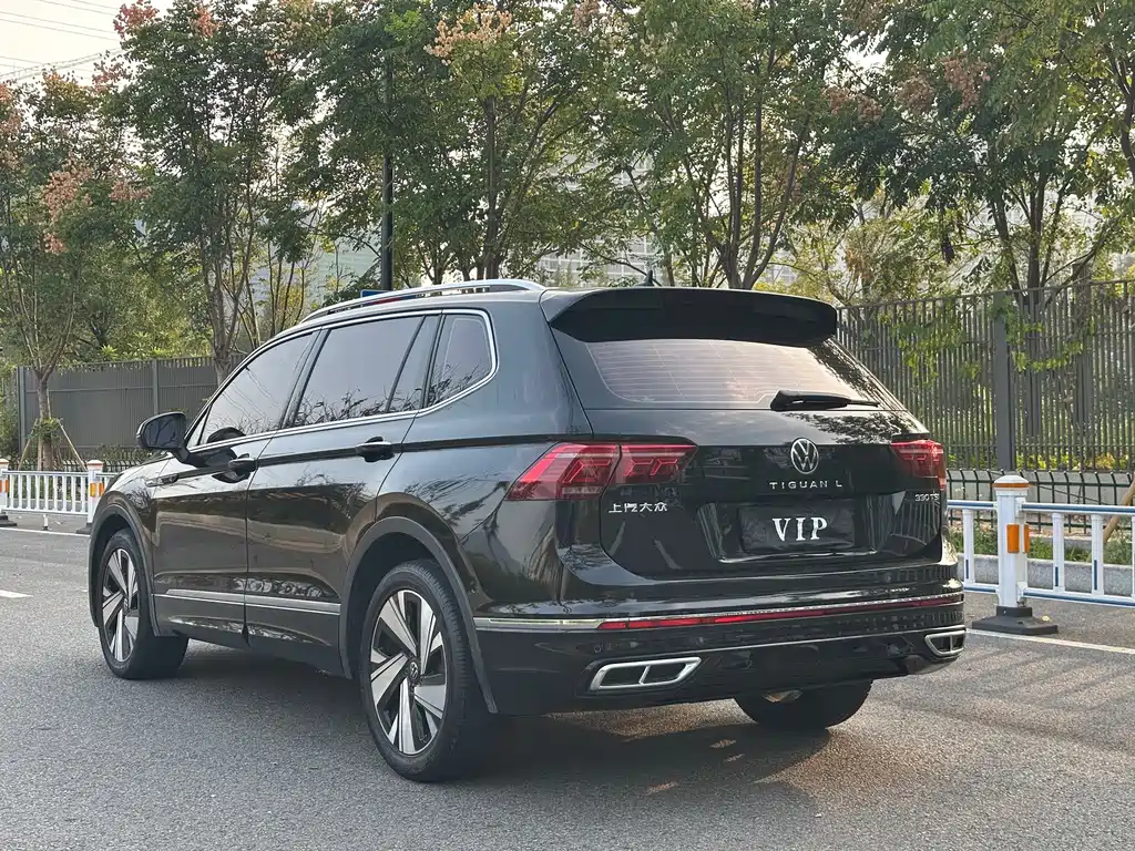 Volkswagen Tiguan L — миниатюра 16