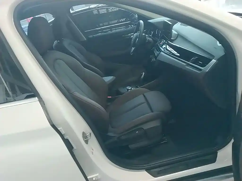 BMW X1 — миниатюра 25
