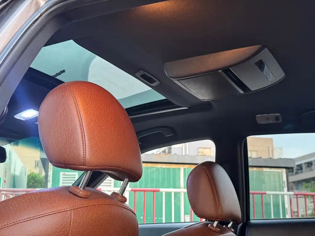 Infiniti FX — миниатюра 18