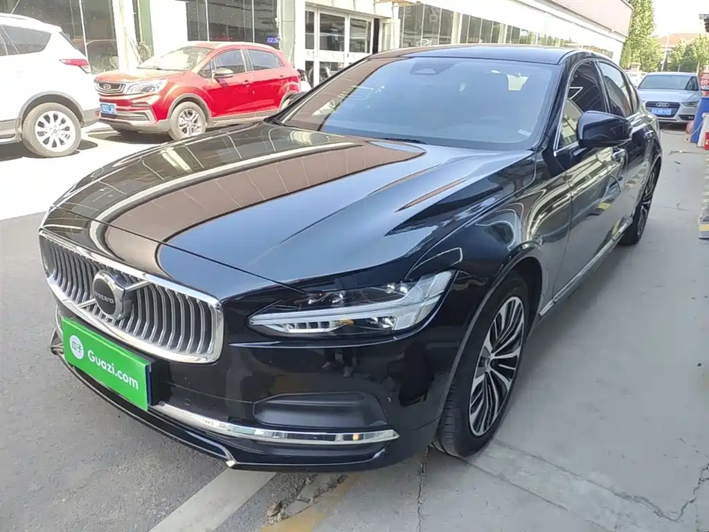 Volvo S90 2023