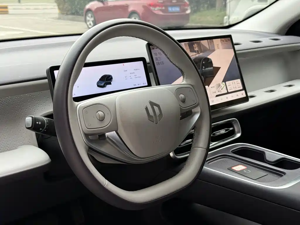 Leapmotor Leapmotor B01 — миниатюра 5