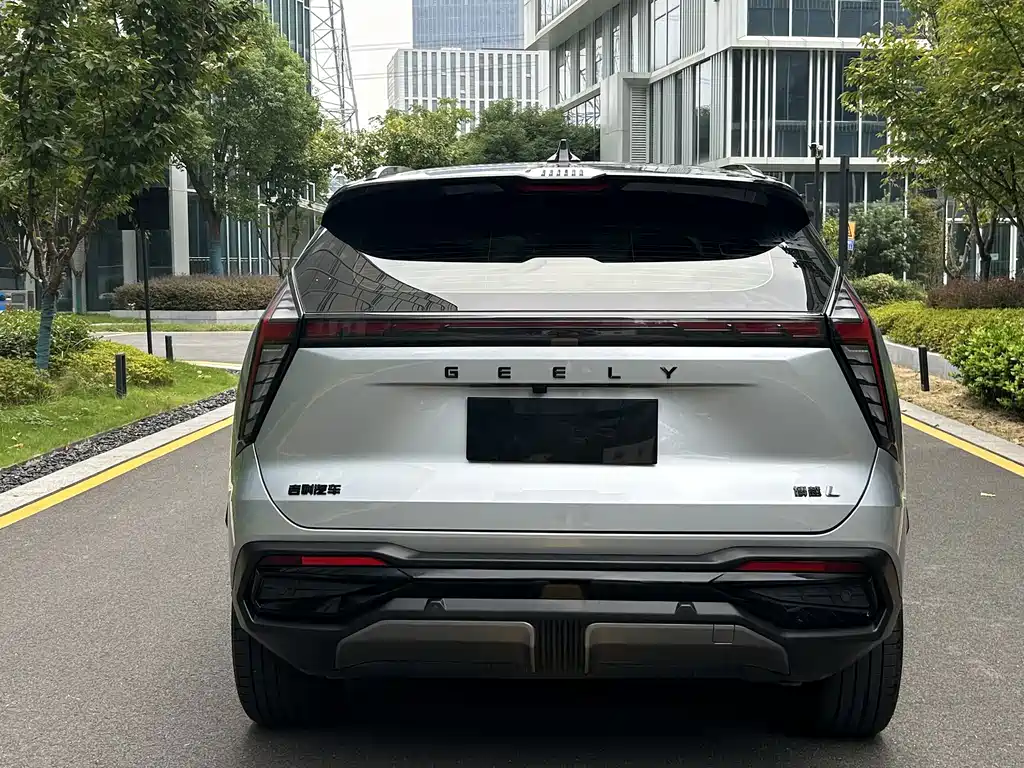 Geely Boyue L — миниатюра 7