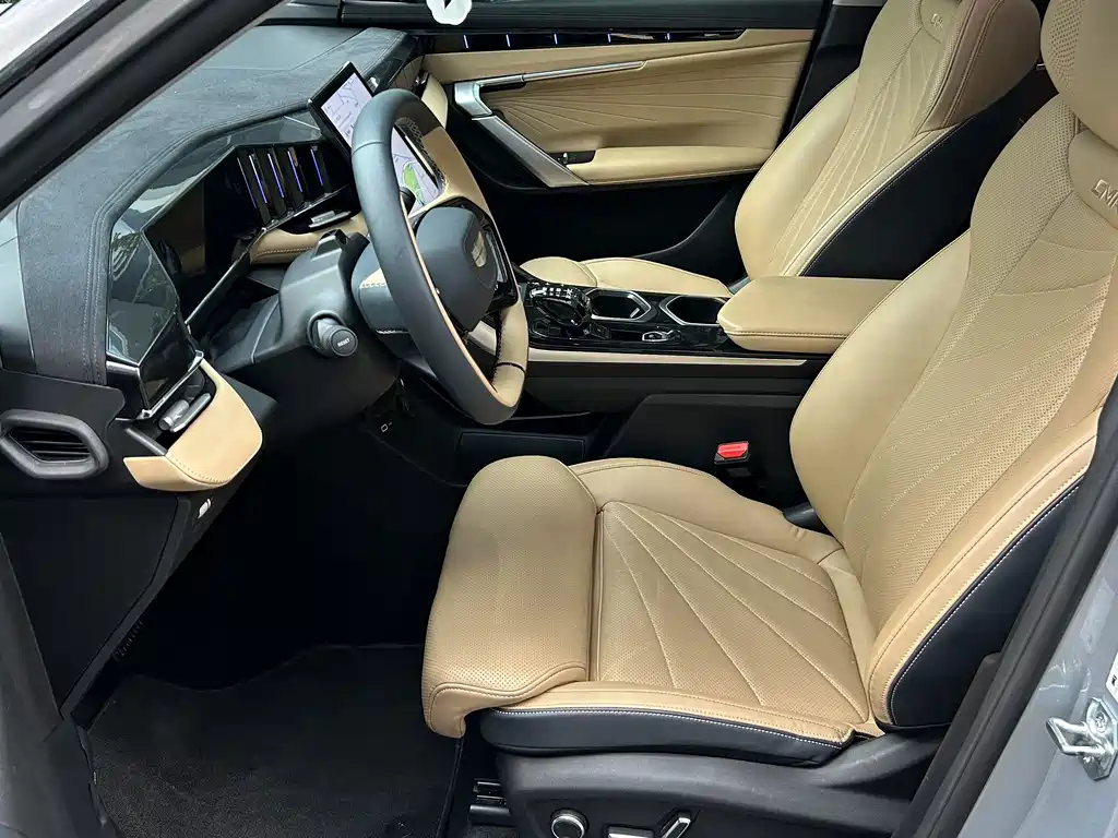 Geely Boyue L — миниатюра 10