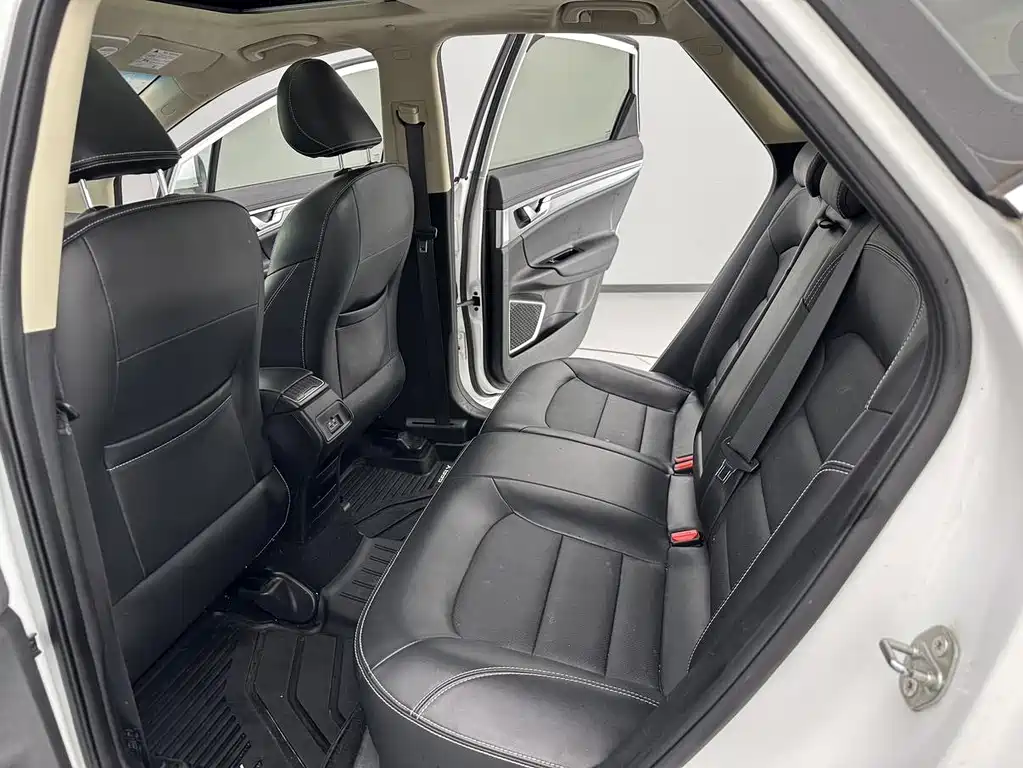 Geely Emgrand GS — миниатюра 3