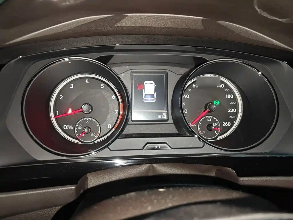 Volkswagen Tiguan L — миниатюра 4