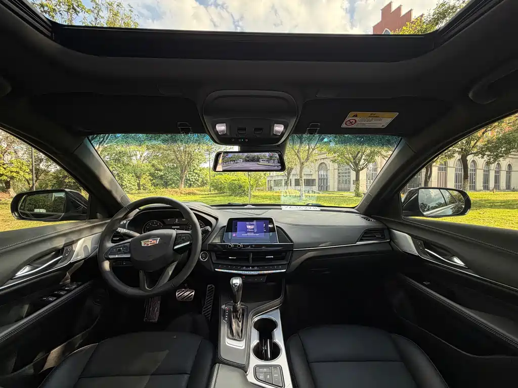 Cadillac CT4 — миниатюра 11