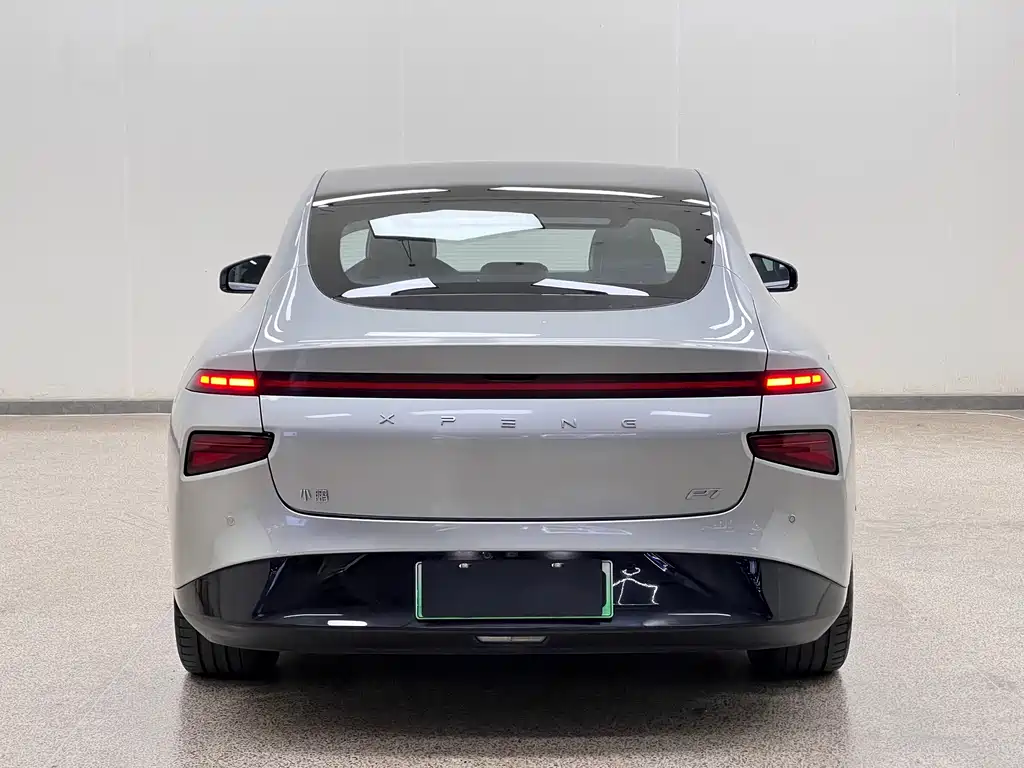 XPeng P7 — миниатюра 5