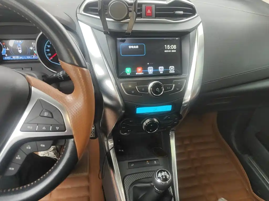 BYD Yuan — миниатюра 18