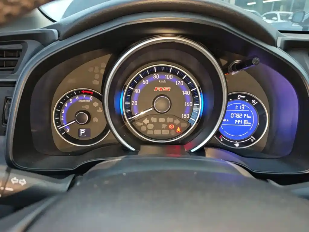Honda Fit — миниатюра 12