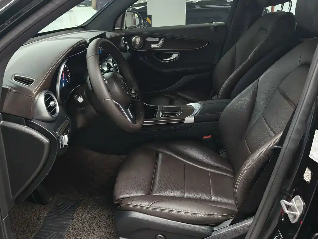 Mercedes-Benz GLC — миниатюра 5