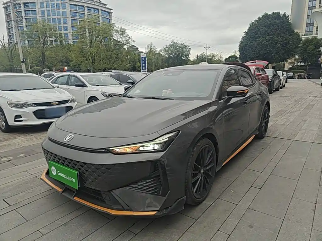 Changan UNI-V