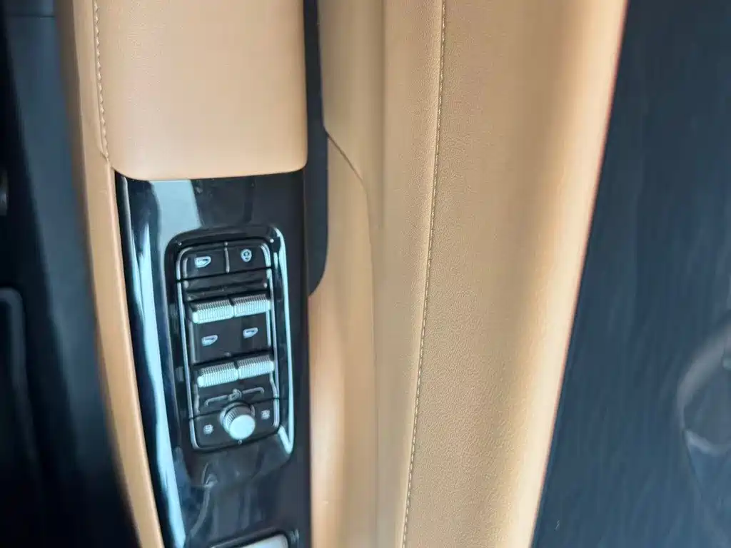 GEELY GALAXY GALAXY L7