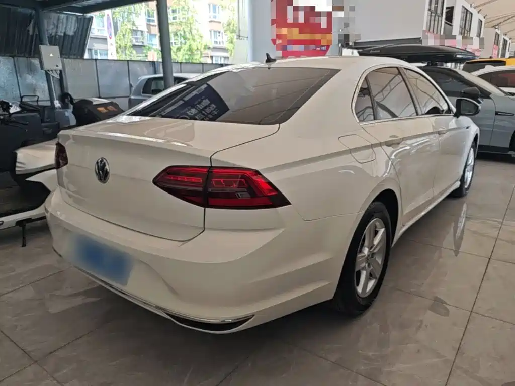 Volkswagen Lamando — миниатюра 7