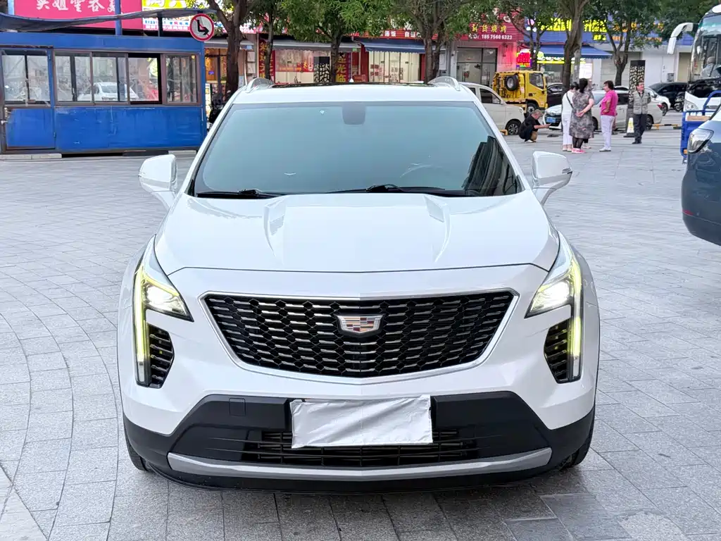 Cadillac XT4 — миниатюра 2
