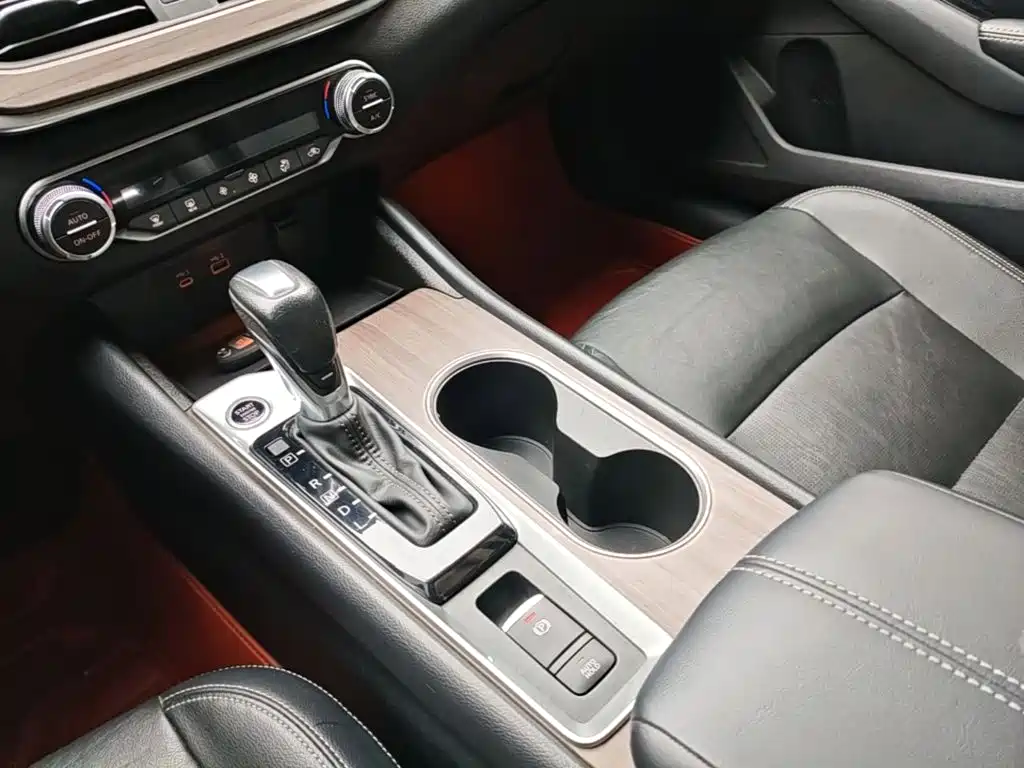 Nissan Teana — миниатюра 14