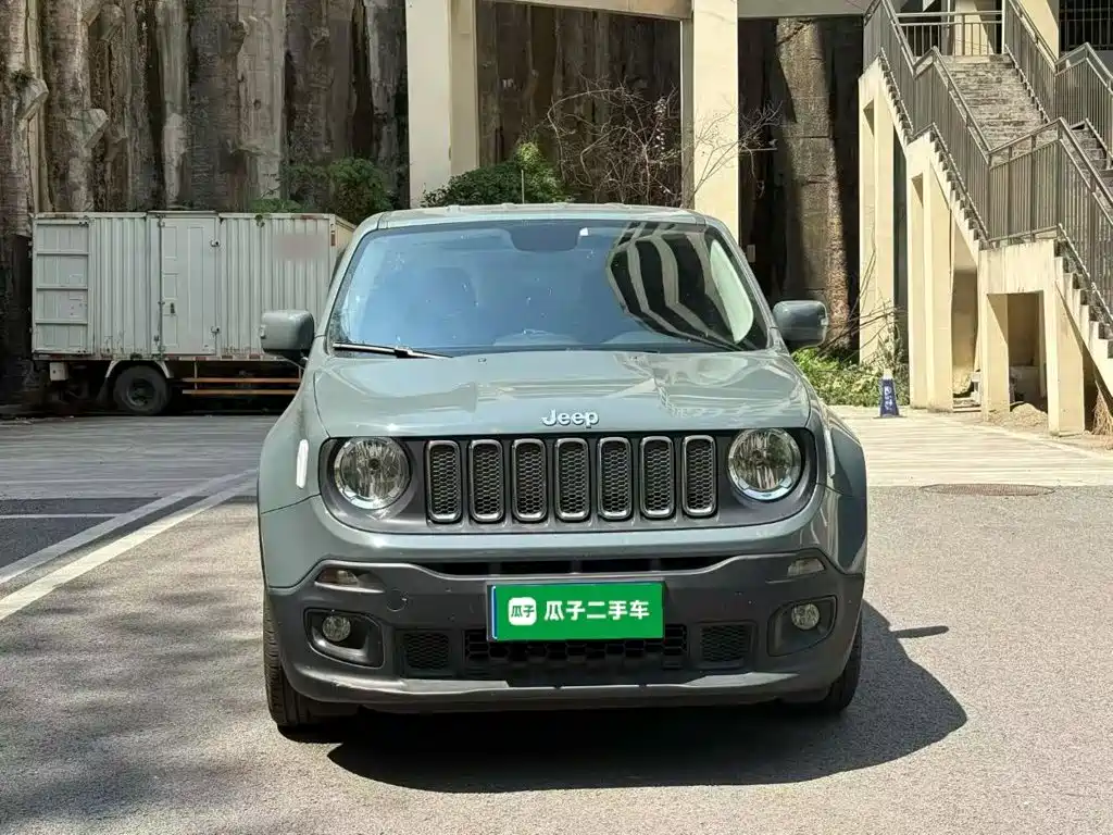 Jeep Renegade — миниатюра 3
