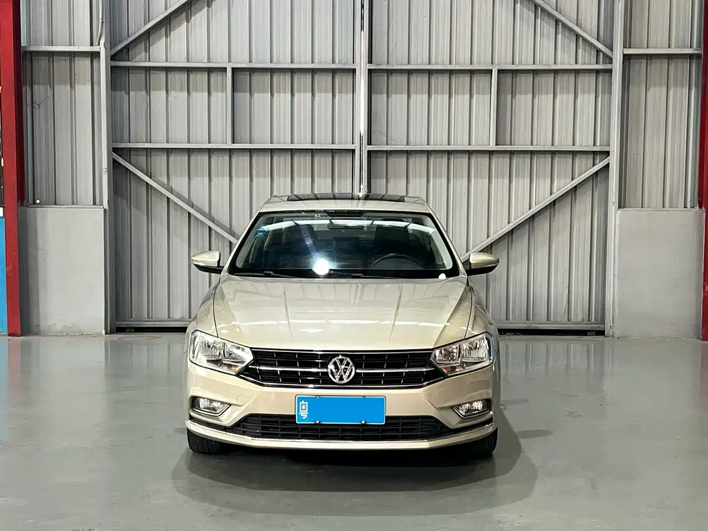 Volkswagen Bora — миниатюра 2