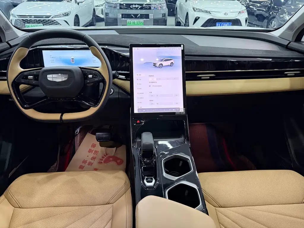 Geely Boyue L — миниатюра 5