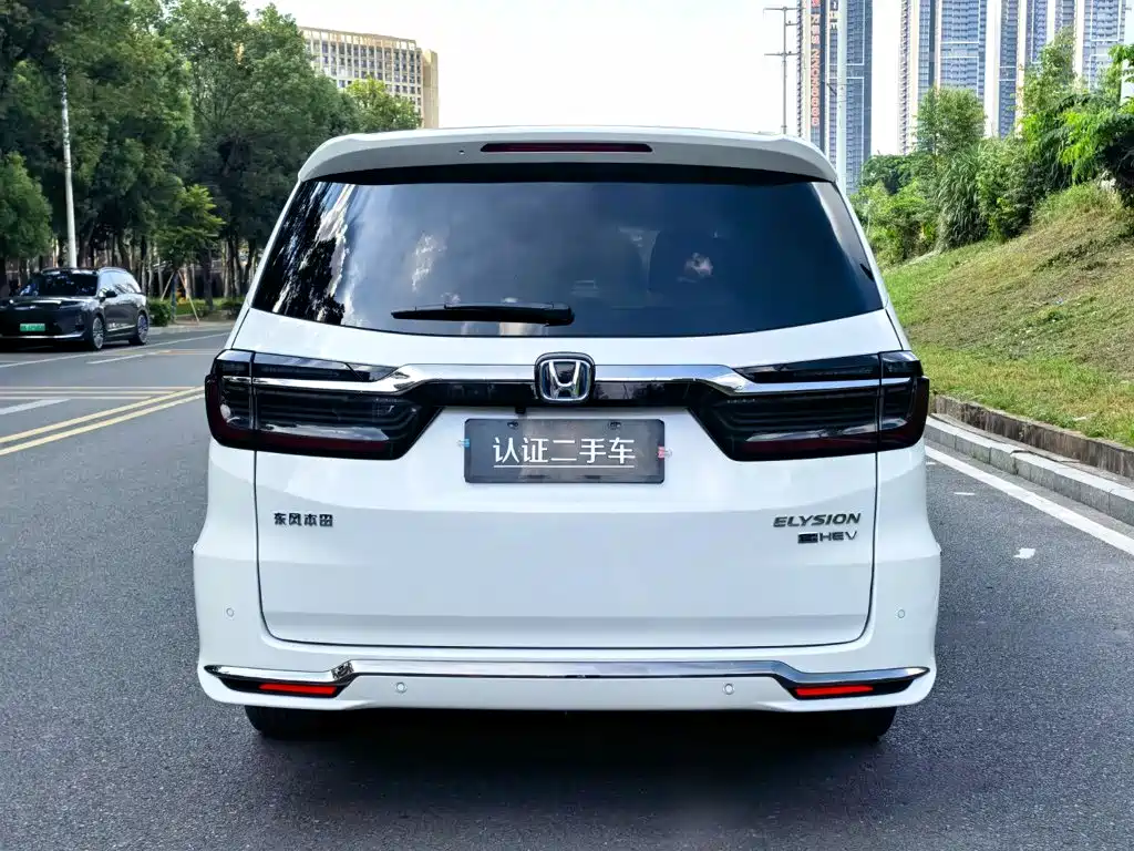 Honda Elysion — миниатюра 6