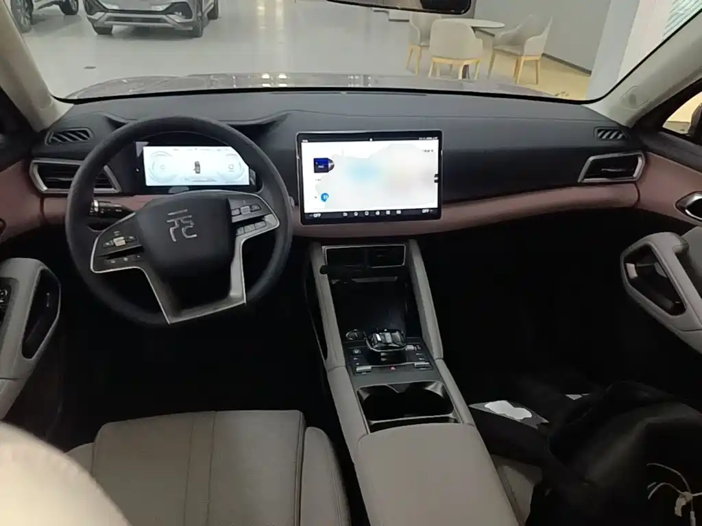 BYD Yuan UP — миниатюра 14