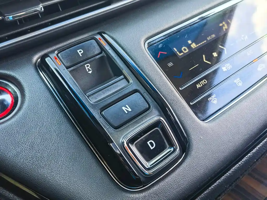 Honda Elysion — миниатюра 13