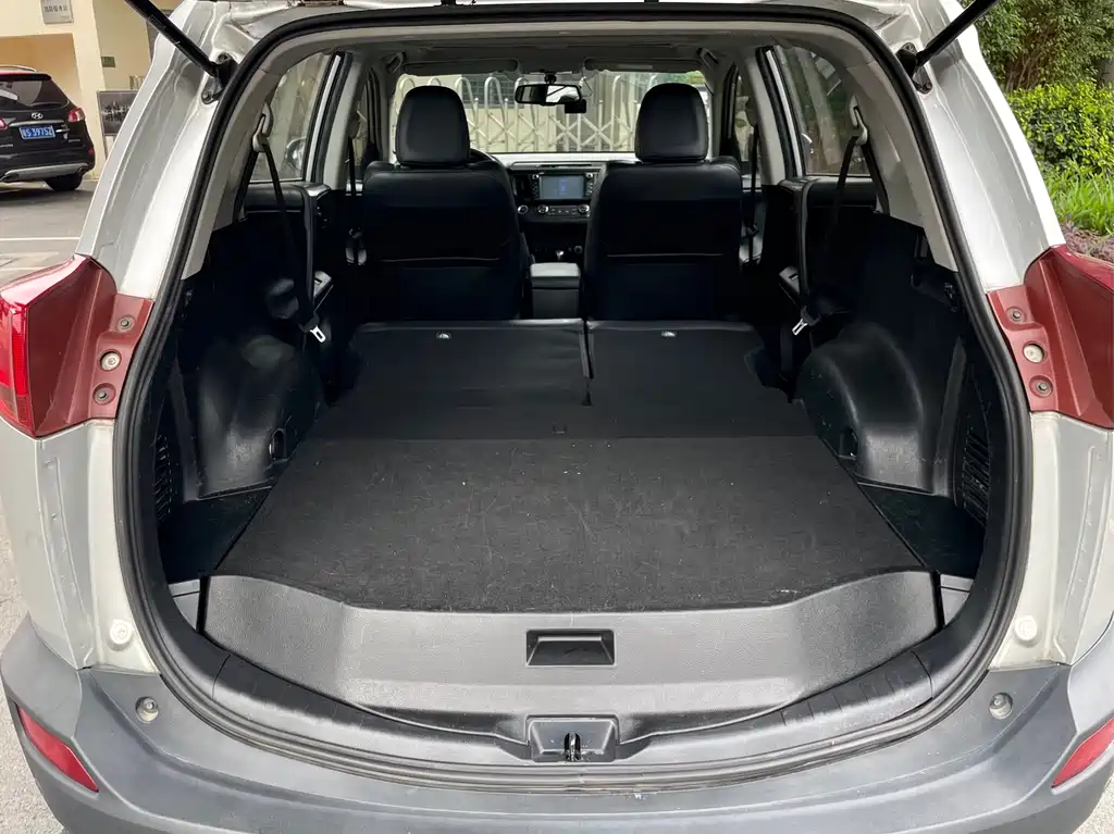 Toyota RAV4 2013 2.5L AT Elite