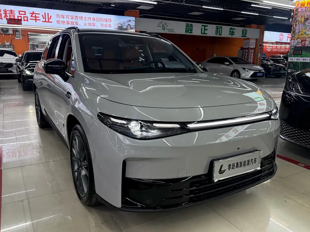Leapmotor Leapmotor C10 — миниатюра 3