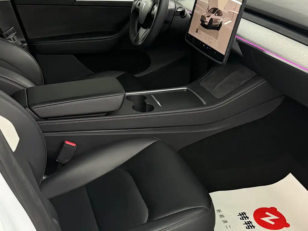 Tesla Model Y — фотографии объявления, Фото 18