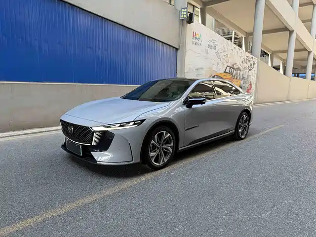 2025 Mazda 6e