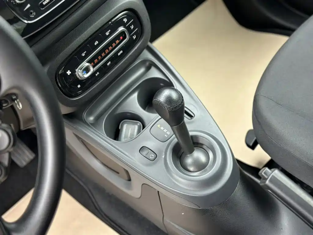 smart Smart Fortwo — миниатюра 6