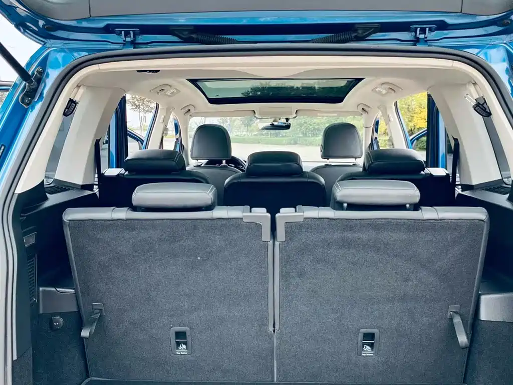 Volkswagen Touran — миниатюра 6
