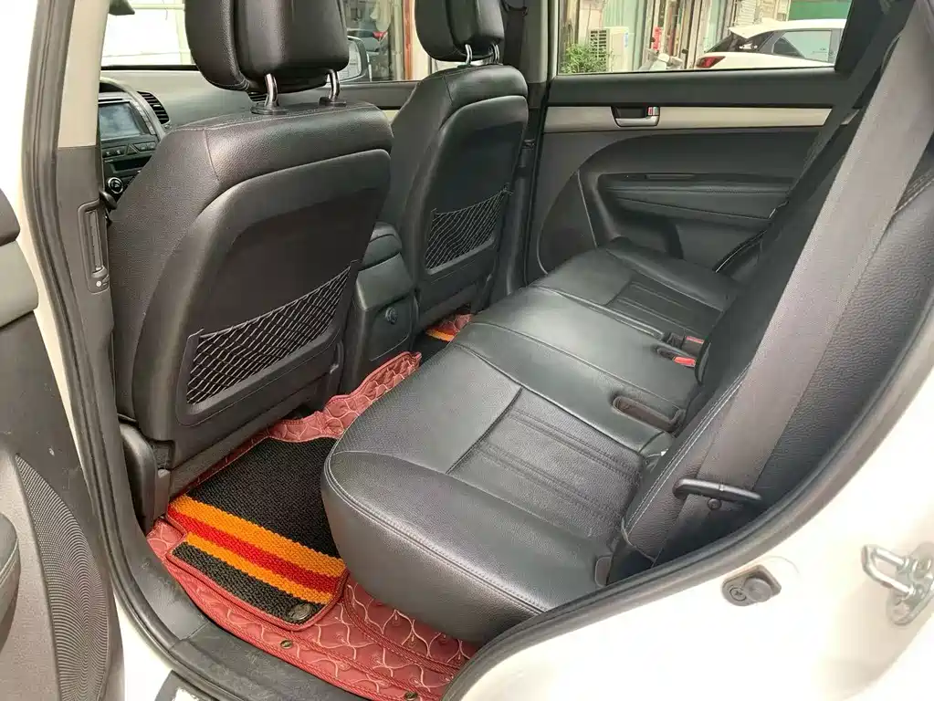 Kia Sorento — миниатюра 4