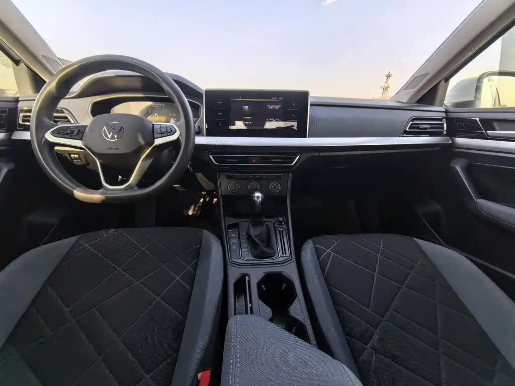 Volkswagen Lavida — миниатюра 7