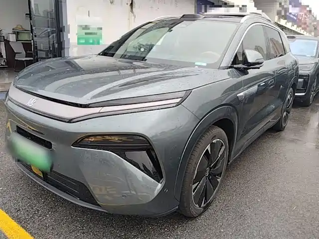 2025 BYD Tang