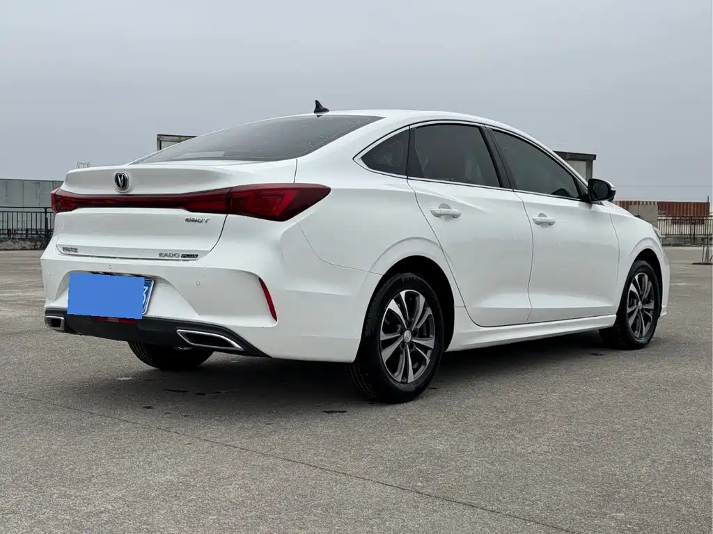 Changan Eado PLUS Blue Whale NE 1.4T GDI DCT Premium Edition, фото 4