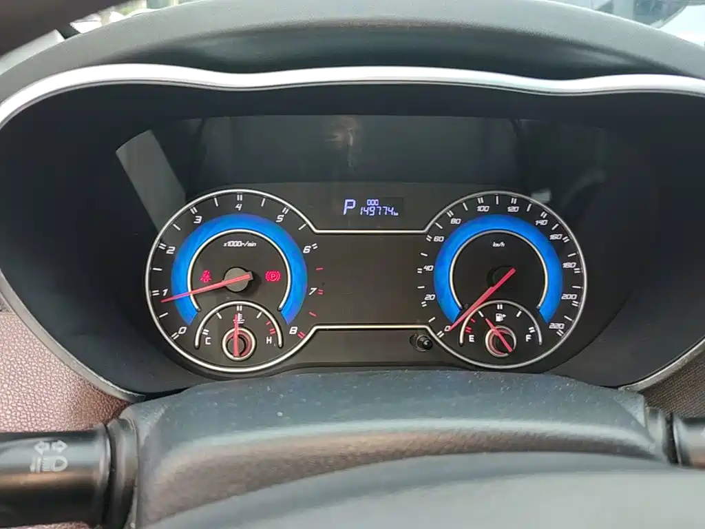 Haima Familia MPV — миниатюра 12