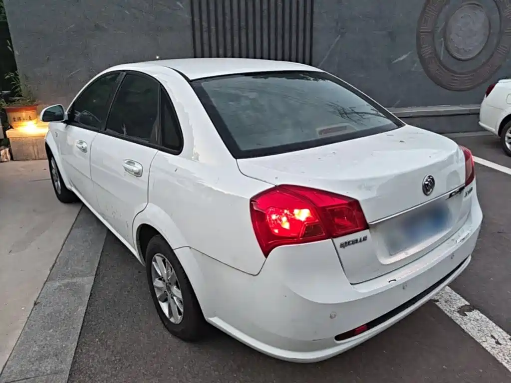 Buick Excelle — миниатюра 5