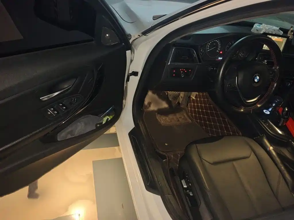 BMW 3 Series — миниатюра 14
