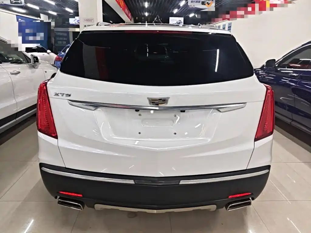Cadillac XT5 — миниатюра 6
