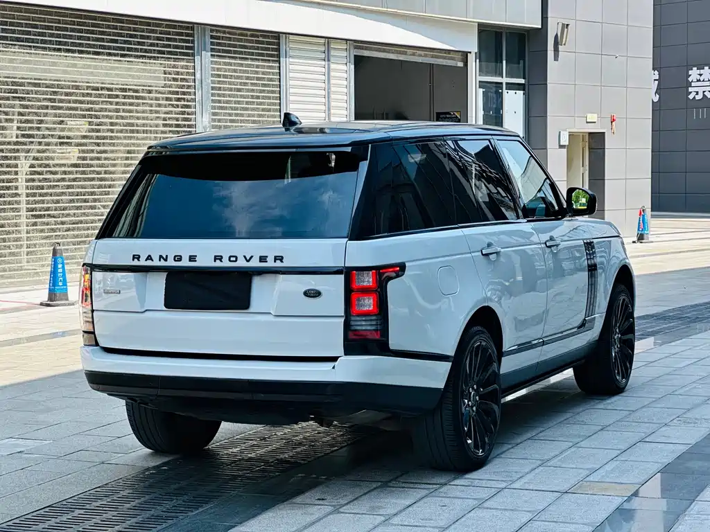 Land Rover Range Rover — миниатюра 12