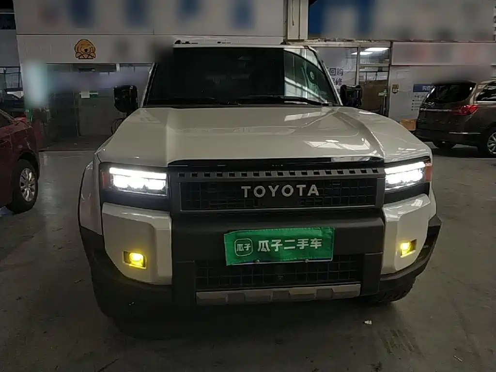 Toyota Prado — миниатюра 3