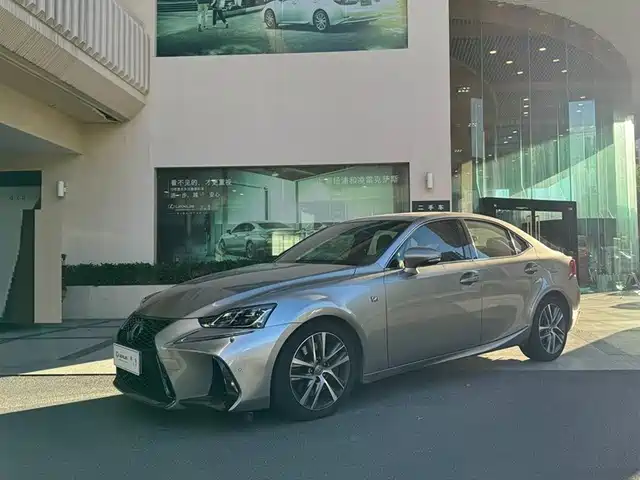 lexus is
