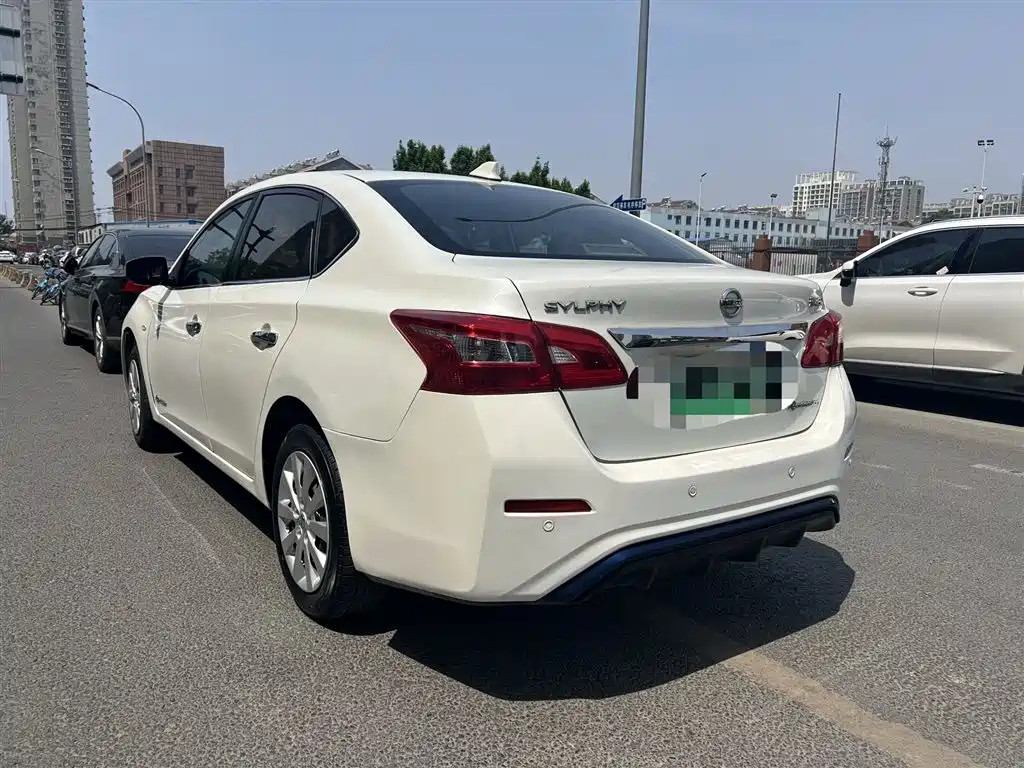 Nissan Sylphy EV — миниатюра 7