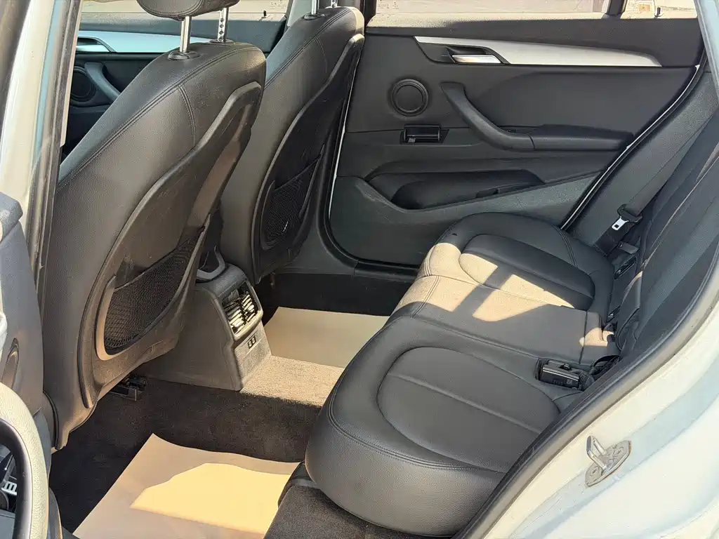 BMW X1 — миниатюра 8