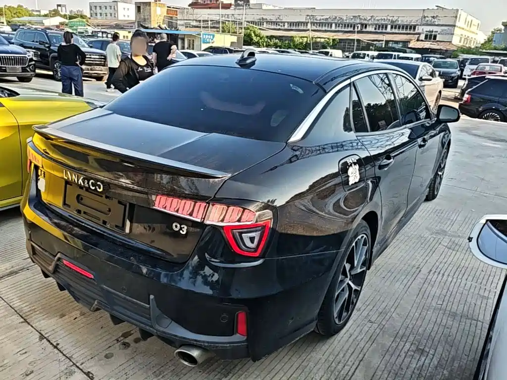 Lynk & Co 03 — миниатюра 7
